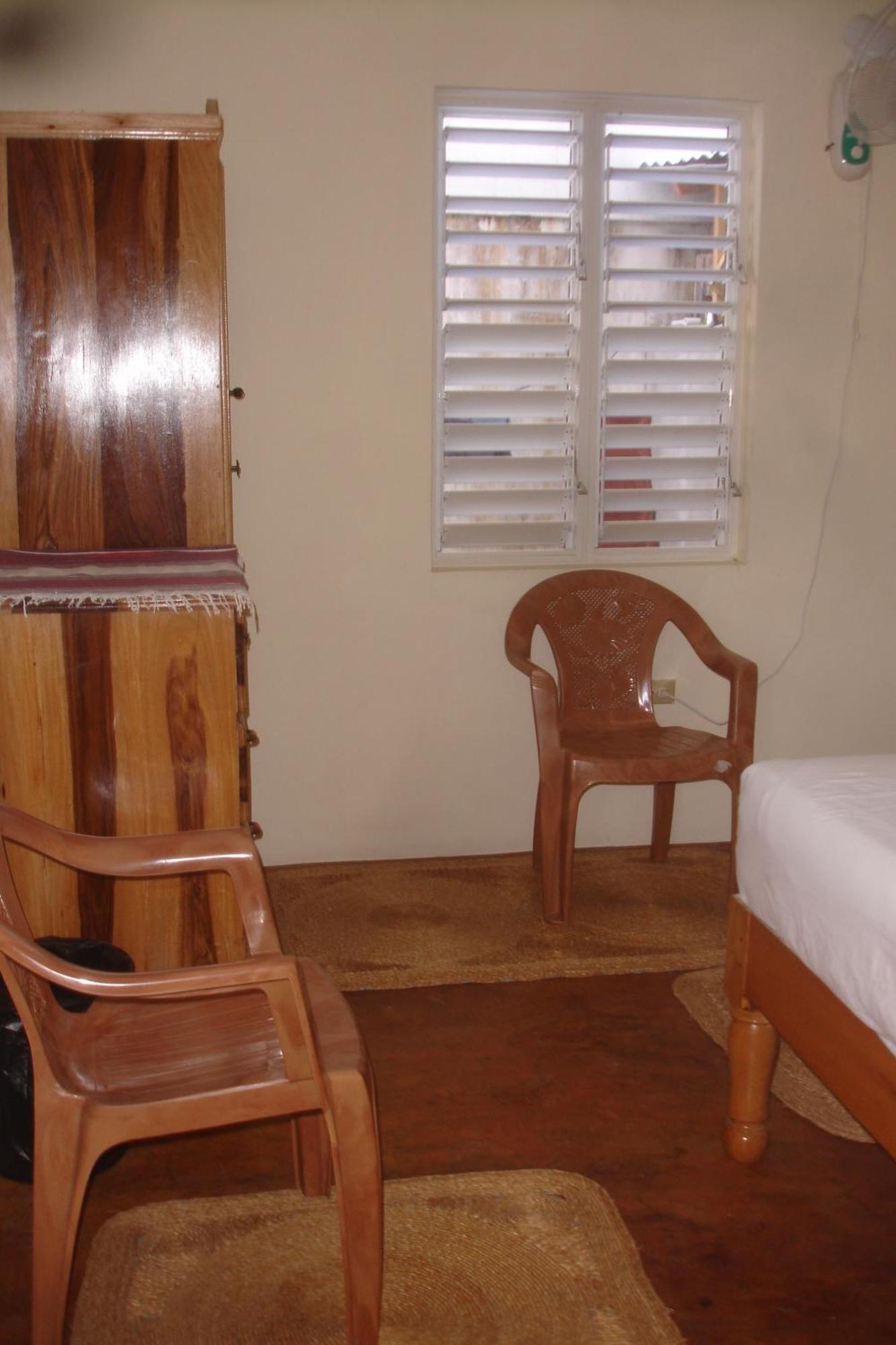 Finjam Cottage Port Antonio Room photo